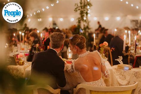 Seth Meyers Brother Josh Meyers Marries Mckenzie Rollins In Autumn