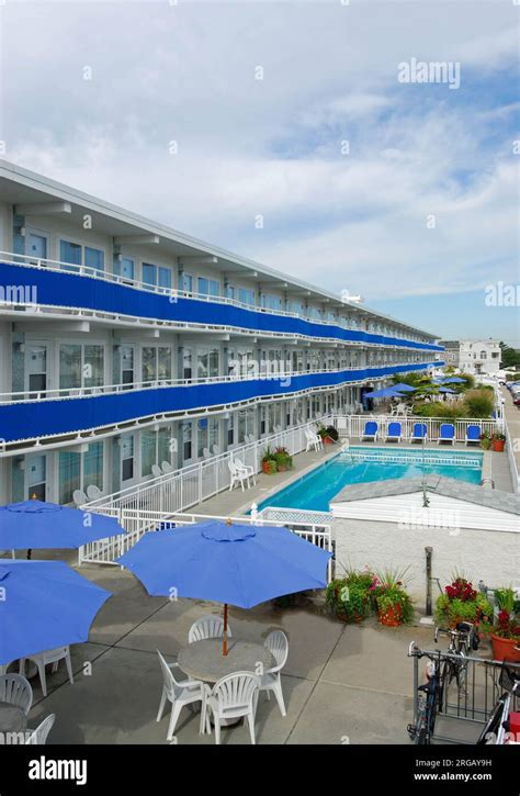 Concord Suites Hotel Pool, Avalon, New Jersey Stock Photo - Alamy