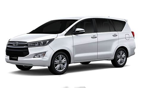 Toyota Innova Hong Ngoc Ha Travel