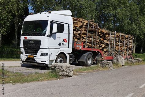 Camion Grumier Avec Semi Remorque Grumier Pour Le Transport De Bois