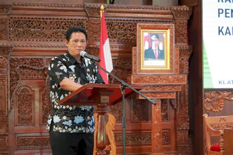 Kegiatan Rapat Tim Koordinasi Penanggulangan Kemiskinan Tkpk