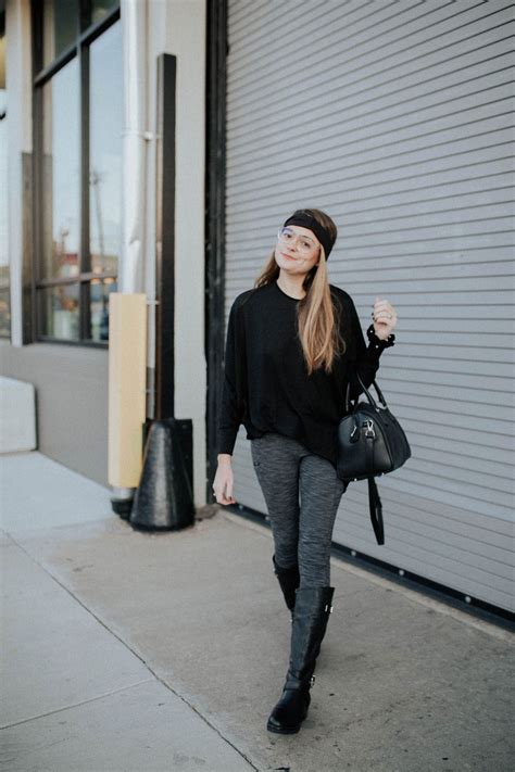 Winter Essentials Oversized Sweaters Black Boots Oversized Black