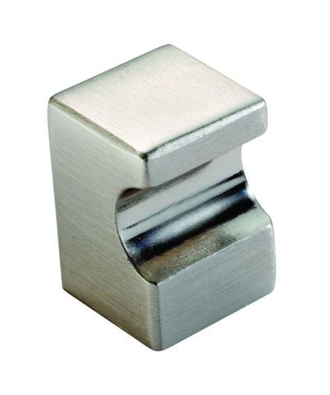 Carlisle Brass Fingertip Design Square Knob 18 X 18mm Satin Nickel