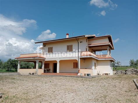 Vendita Villa Unifamiliare In Contrada Fiorano Snc Loreto Aprutino