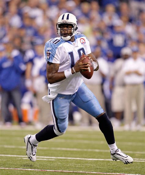 Is Tennessee Titans' Vince Young a Top 10 Quarterback? | News, Scores ...