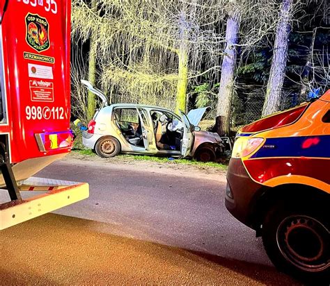 Groźny wypadek w miejscowości Sąspów Pięć osób rannych ZDJĘCIA