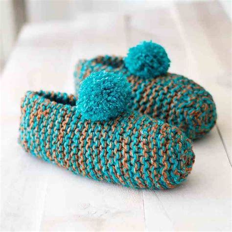 Easy Slippers Knitting Pattern - Gina Michele