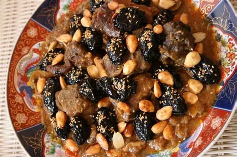 Tajine D Agneau Aux Pruneaux Et Amandes Cuisine Marocaine