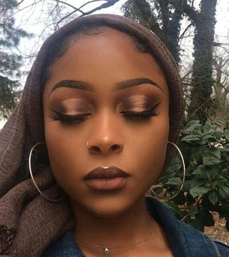 44 Best Makeup Ideas For Black Women That Makes Her Look More Pretty