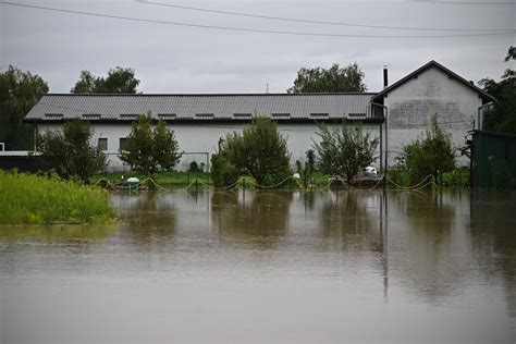 Galerija Hrvatske Vode Vrhunac Vodenog Vala Na Savi O Ekuje Se U