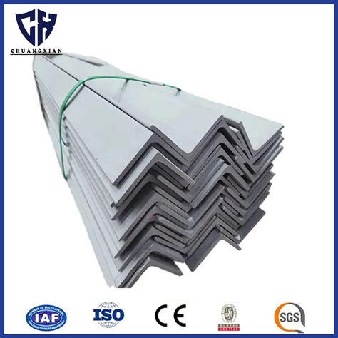 Chinese Manufacturers Directly Sell Galvanized Angle Steel Spot