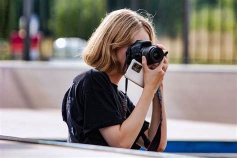 Premium Photo August 2022 Belarus Soligorsk A Woman Photographer Of