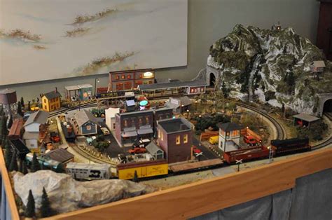 S scale train layouts - Model railroad layouts plansModel railroad ...