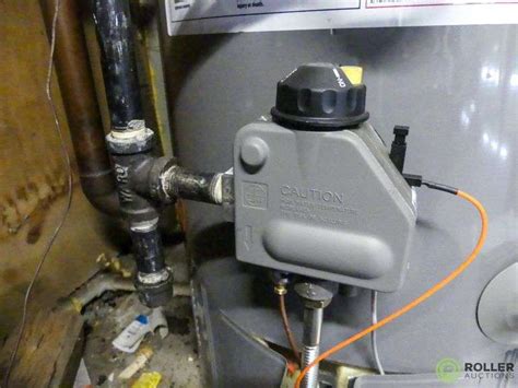 2020 Richmond 6g40 36f3 40 Gallon Hot Water Heater Roller Auctions