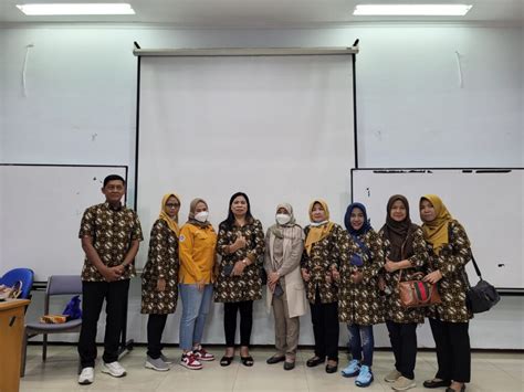 Fst Unair Accepts Study Visits Of Sma Negeri Surabaya Campus Sains