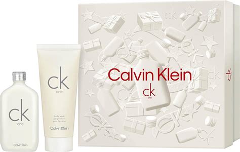 Calvin Klein Ck One Eau De Toilette Gift Set Pris