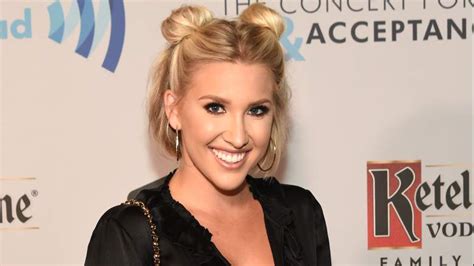 Savannah Chrisley Todd Chrisley S Daughter 5 Fast Facts