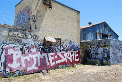 East Oakland « Endless Canvas – Bay Area Graffiti and Street Art