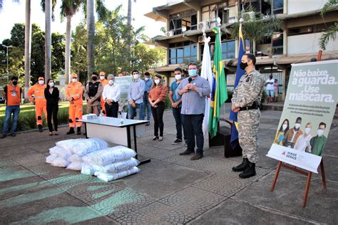 Máscaras produzidas no sistema prisional de Unaí serão distribuídas à