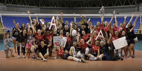 Bluvolei Fica O Vice Da Superliga B E Comemora Acesso Para A Elite