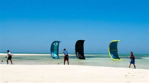 al ruwais beach qatar ideal locale   enticing getaway