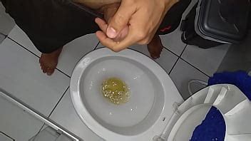 Primeira Mijada Do Ano XVIDEOS