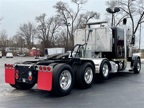 Used 2012 Peterbilt 389 Sleeper Tri Axle Heavy Haul Cummins Isx15