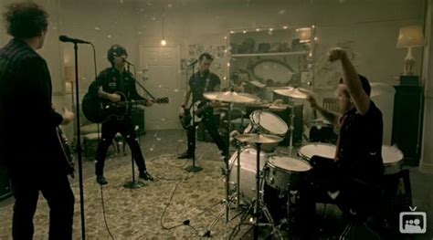 21 guns - Green Day Image (13190947) - Fanpop