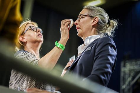 Afd Parteitag Essen Aggressiv Und Geeint Afd Im Wahlkampf