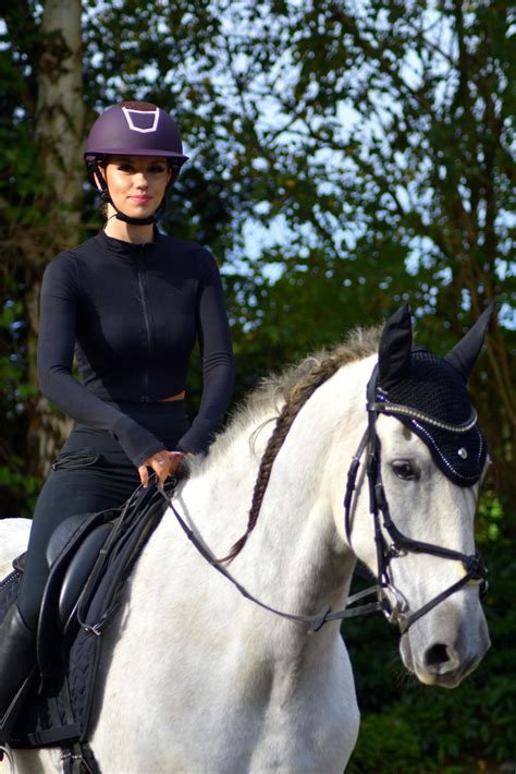 Erfahrungen mit dem Sicherheitshelm von Harry´s Horse - ehorses Magazin