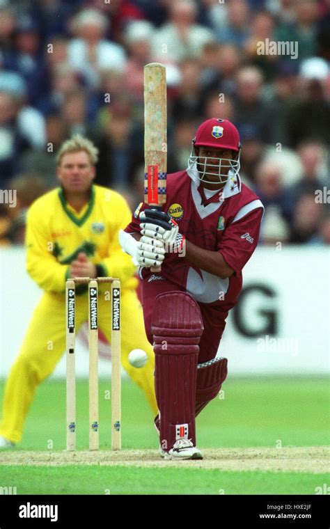 SHIVNARINE CHANDERPAUL WEST INDIES 30 May 1999 Stock Photo - Alamy