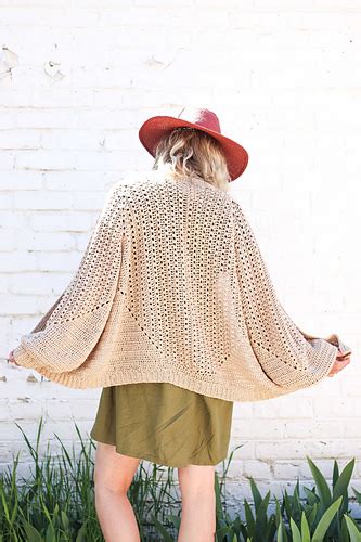 Ravelry The Mezzo Cardigan Pattern By Jess Coppom