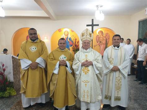 Padre Aldeci Teixeira Toma Posse Como Reitor Do Semin Rio Maior