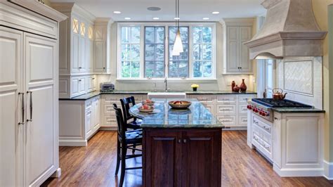 Tailored Timeless Traditional Kitchen Drury Design