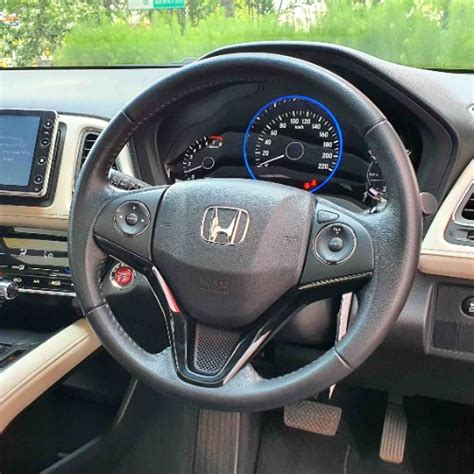 Focus Motor Group Honda Hrv Prestige Sunroof Facelift Tv Floating