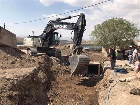 Son dakika Saray da selden zarar gören mahallelerde alt ve üst yapı