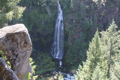 Barr Creek Falls, Oregon | Scenic waterfall, Waterfall photography, Waterfall