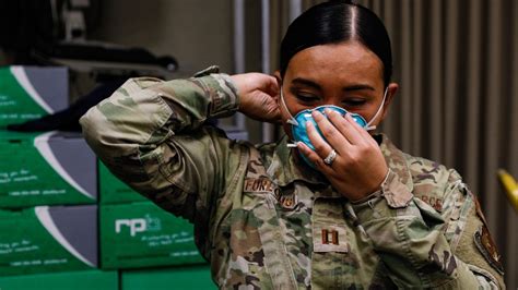 DVIDS - Images - Airmen attend brief at INTEGRIS Baptist Medical Center [Image 5 of 6]