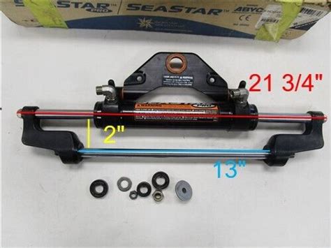 Seastar Pro Outboard Front Mount Hydraulic Steering Cylinder Hc