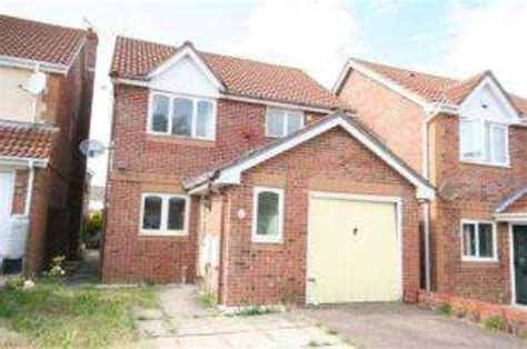 3 Bedroom Detached House For Sale In Regnum Close Eastbourne Bn22