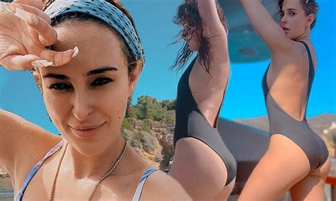 Rumer Willis Flaunts Bikini Body On Vacation In Greece After Blasting Body Shamers Daily