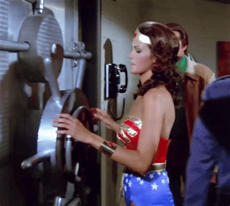 Wonder Woman Breaking Into A Safe By Rpl Arts On Deviantart