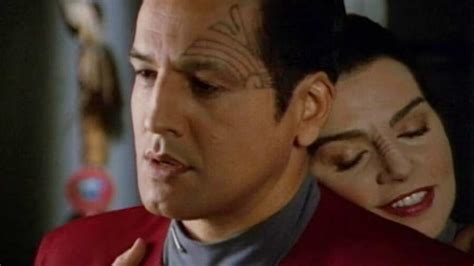 The Star Trek Couple That Got Naked Behind The Scenes Giant Freakin Robot