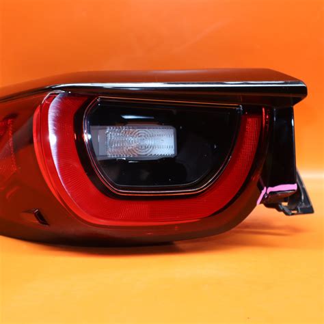 Mazda Cx Cx Tail Light Outer Left Driver Rem Oem