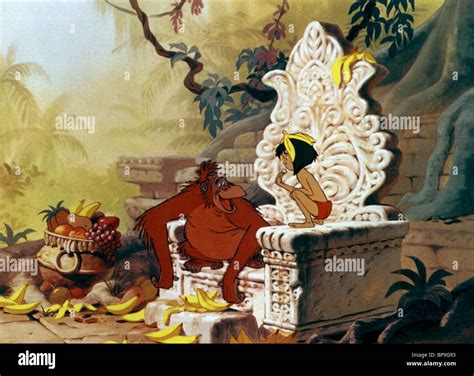 MOWGLI AFFE KING LOUIE DAS DSCHUNGELBUCH 1967 Stockfoto Bild