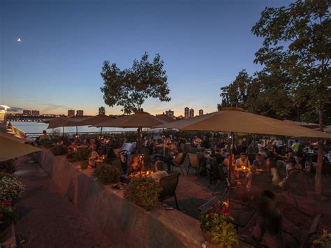 17 Top NYC Waterfront Restaurants for Outdoor Bliss - Eater NY