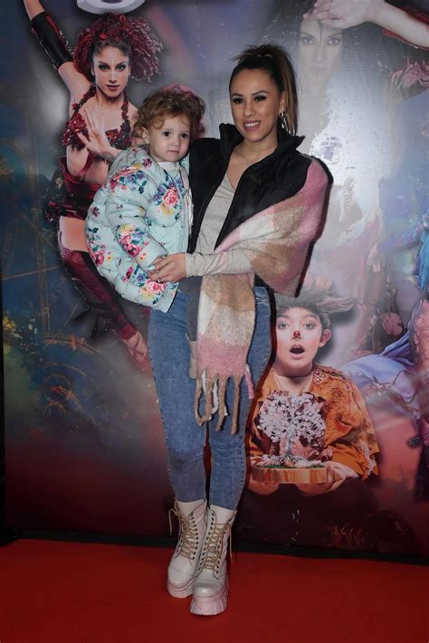 25 Fotos Los Famosos Disfrutaron Del Estreno Del Circo Servian Infobae