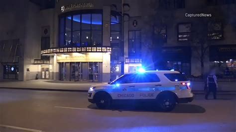 2 Women Robbed At Gunpoint By Woman Outside Intercontinental Hotel On Magnificent Mile Abc7