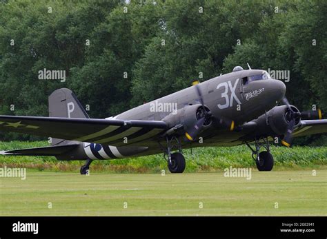 C47 Transport Plane High Resolution Stock Photography And Images Alamy