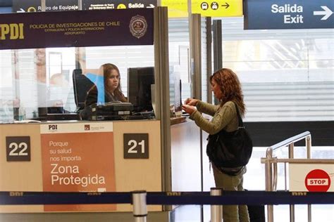 Gobierno Evalúa Usar Sistema Automatizado De Control De Pasaportes En Aeropuerto De Santiago